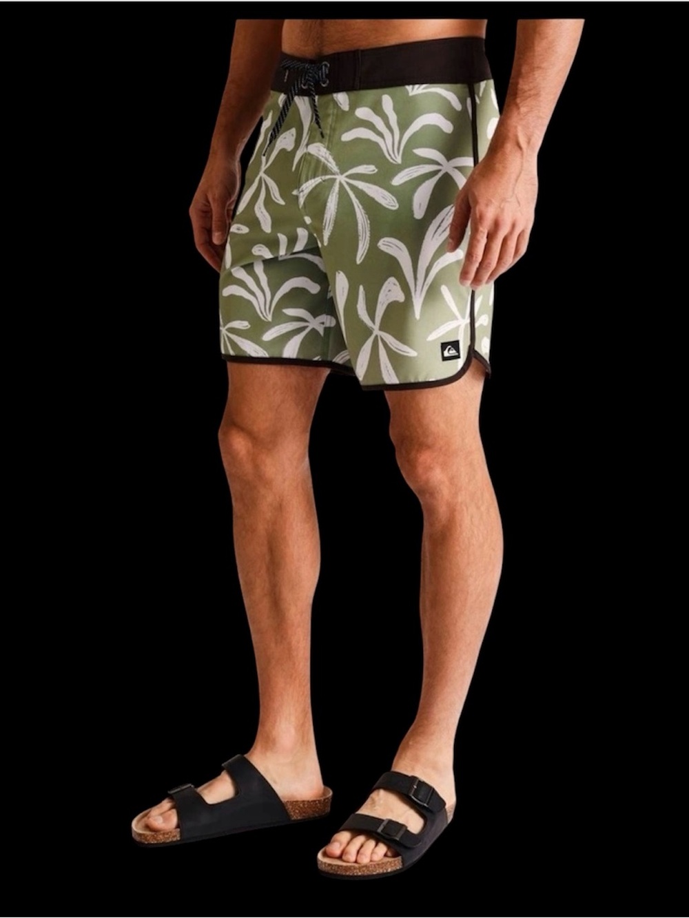 Quicksilver Men’s 36” Surfsilk Scallop 18 Inch Board Shorts in Olive